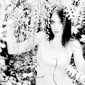 Meet your Posher, Thea